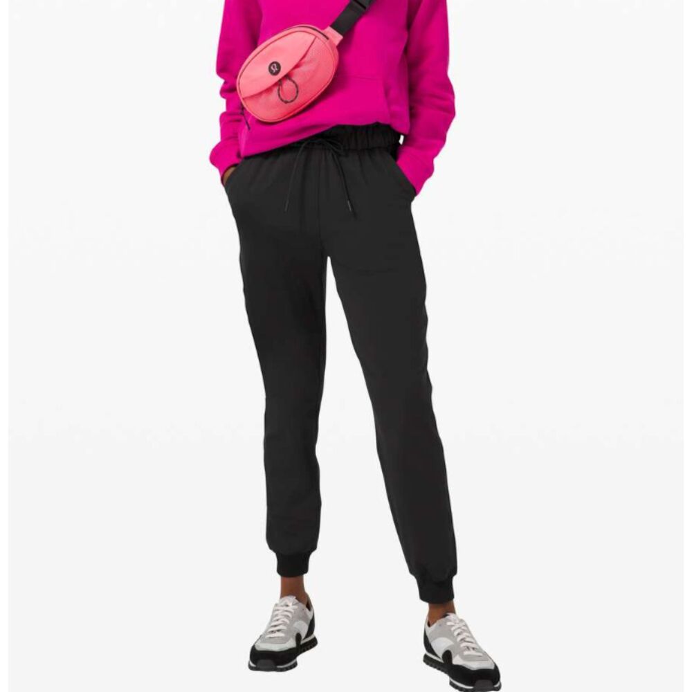 Women Lululemon Keep Moving Jogger High Rise Black Size 6 Running Athletic